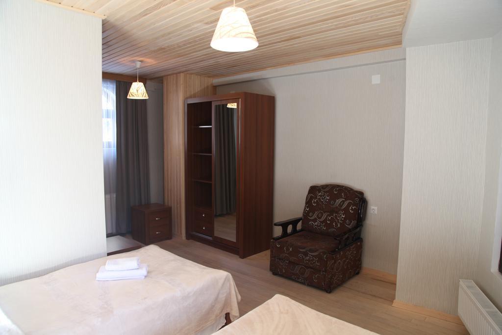 Guesthouse David Zhorzholiani Mestia Room photo